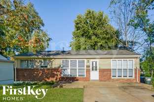 4505 Washington St - Photo 1 of 1