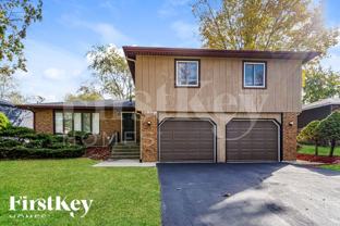 22459 Riverside Dr - Photo 1 of 1