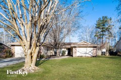111 Boone Dr - Photo 1 of 1