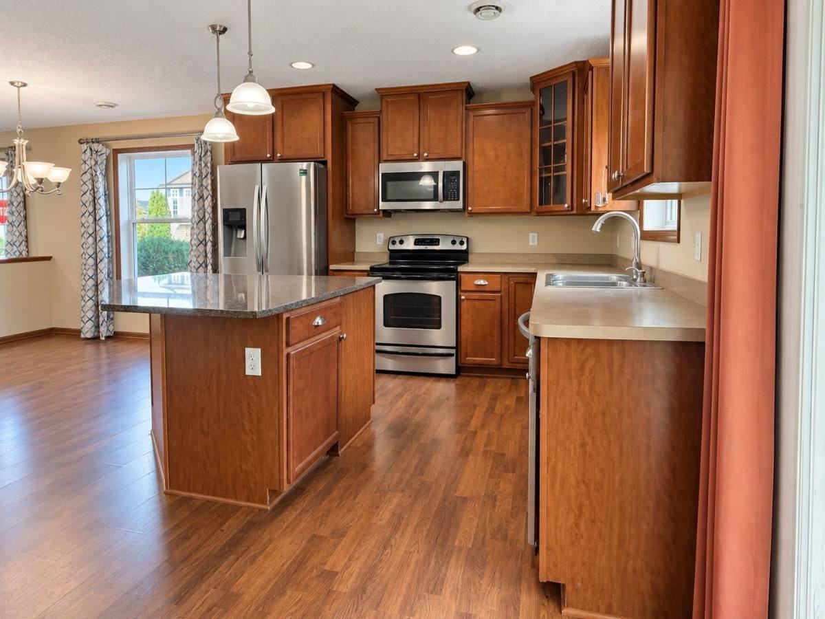 15860 60th Ave N - Photo 3 of 20