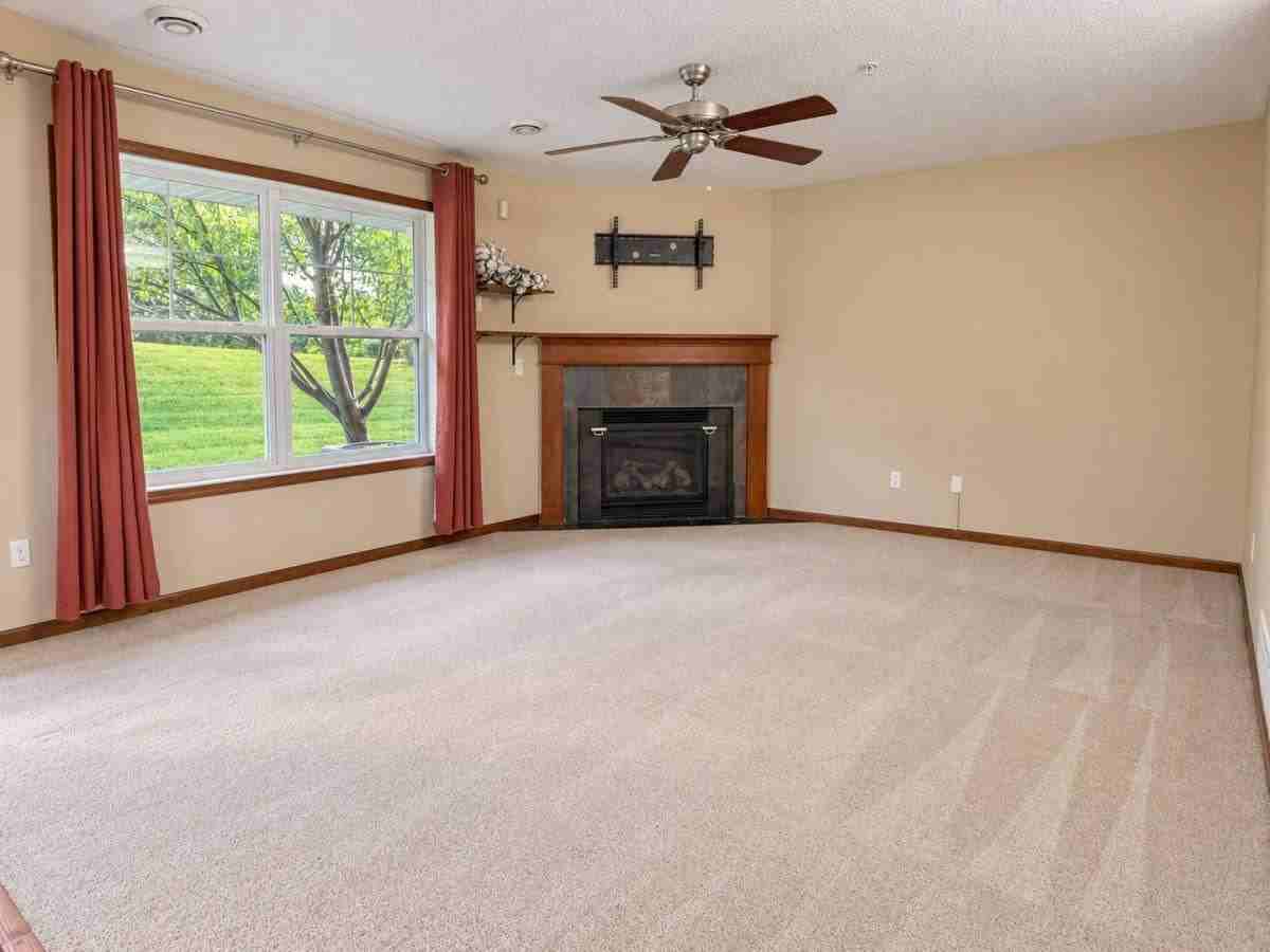 15860 60th Ave N - Photo 5 of 20