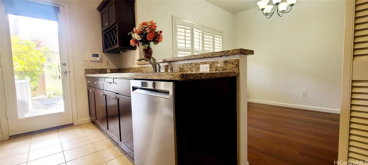91-6560 Kapolei Pkwy #3G5 - Photo 4 of 25
