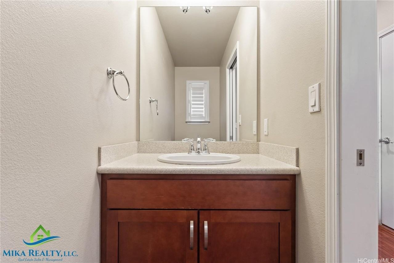 431 Manawai St #503 - Photo 6 of 20