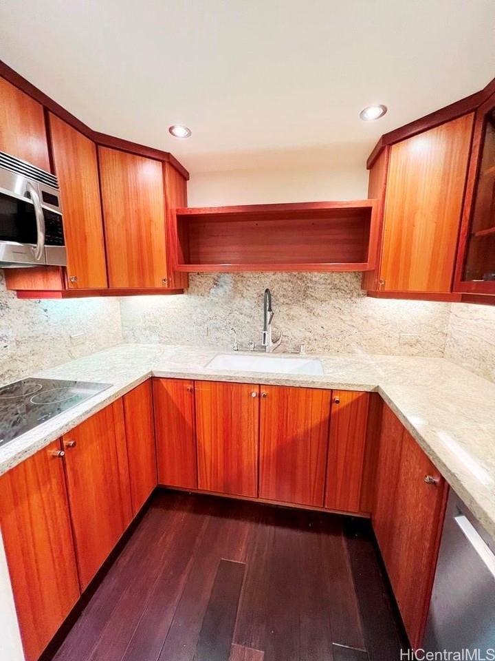 3055 Pualei Cir #306 - Photo 6 of 25