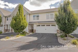 featured image of 4741 Lakeside Dr