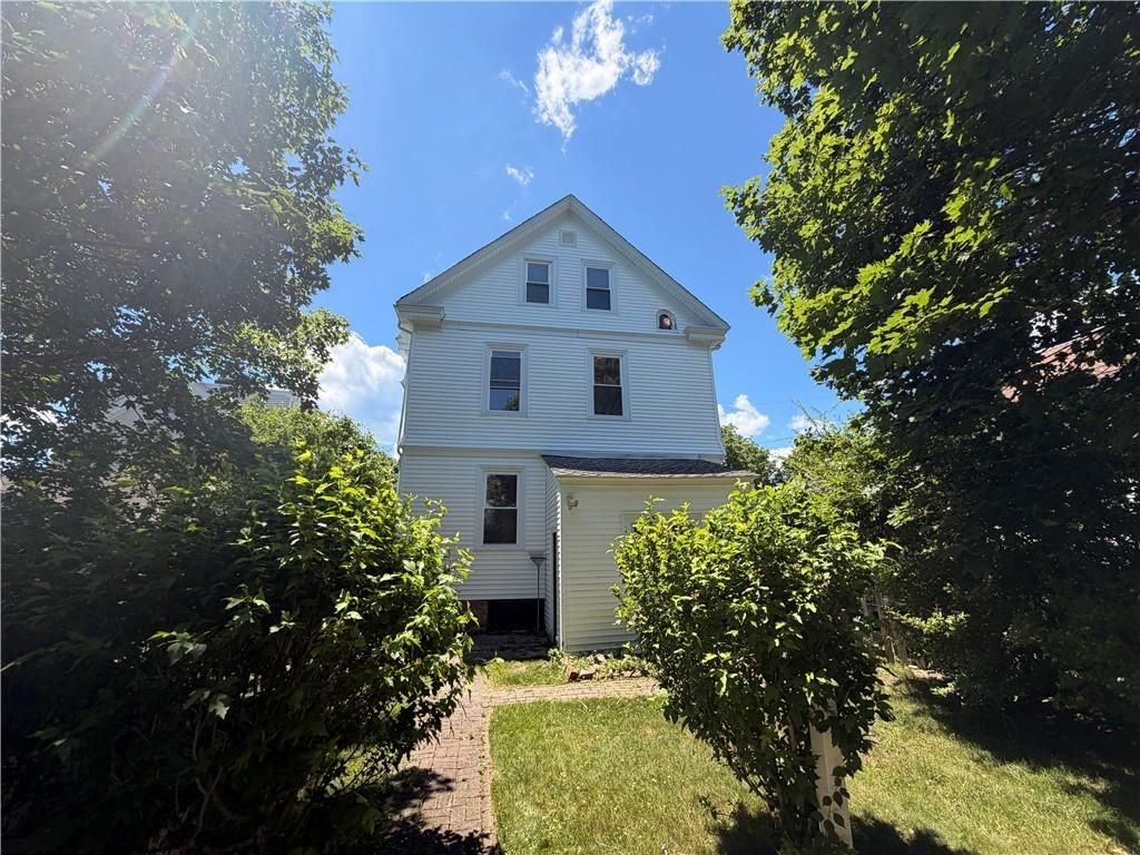 7 Caswell Ave ##3 - Photo 2 of 10