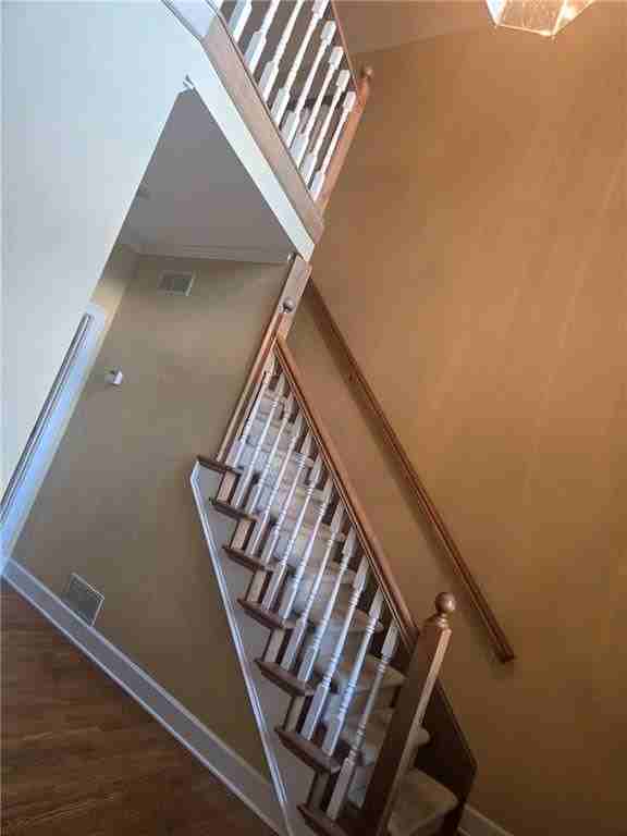 622 Plantation Dr - Photo 3 of 19