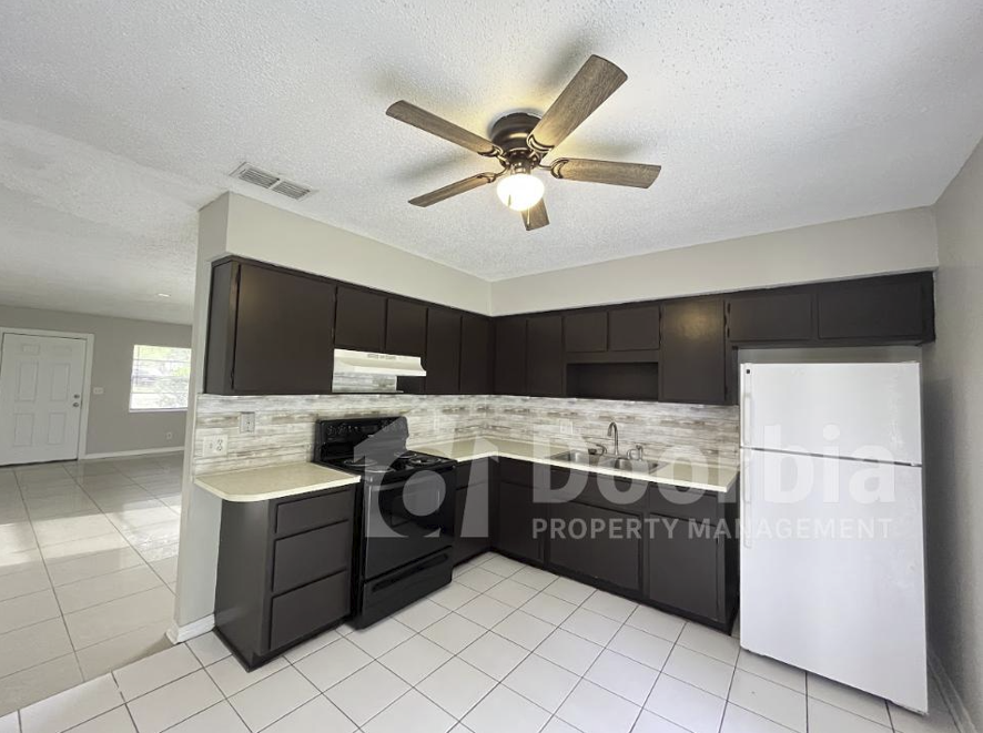 7504 Necia Dr S - Photo 5 of 14