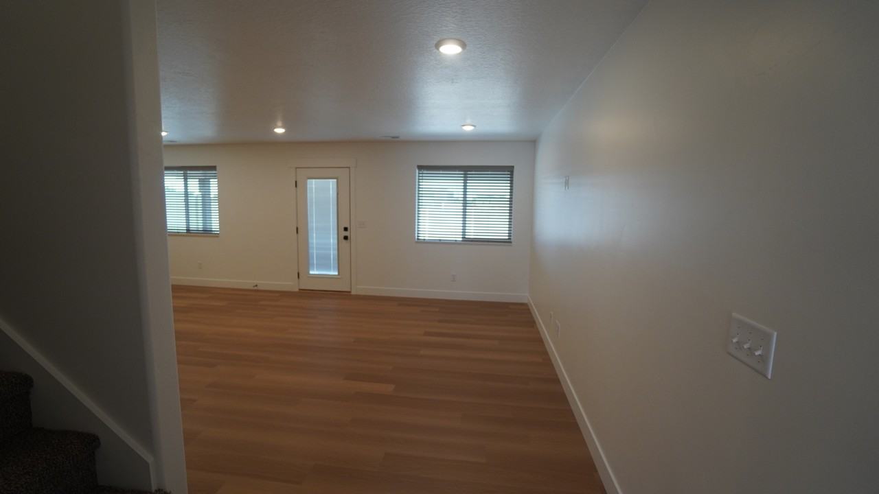 301 N Liberty Cove Dr - Photo 7 of 32