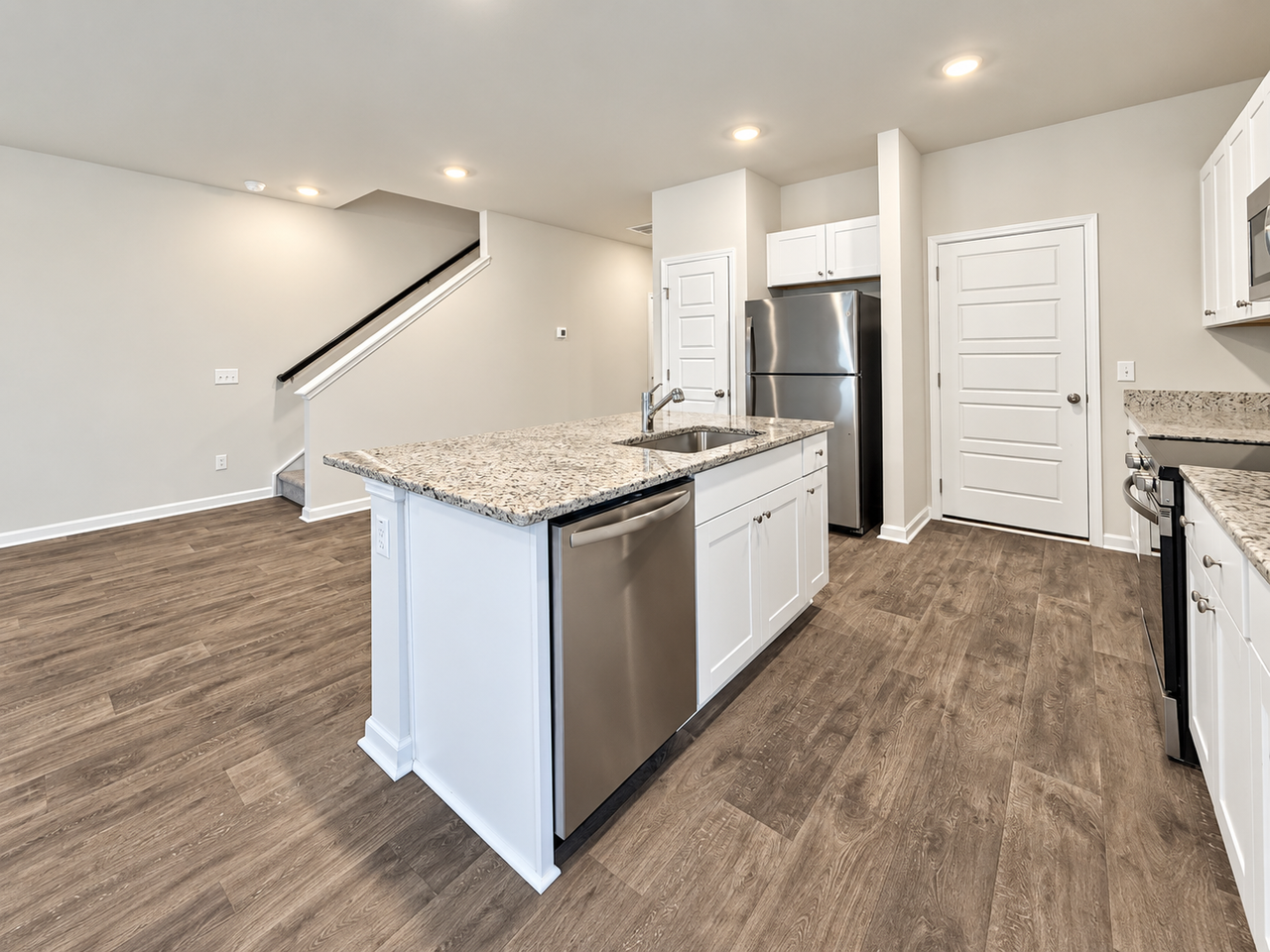 8753 Silver Perch Ln - Photo 6 of 17