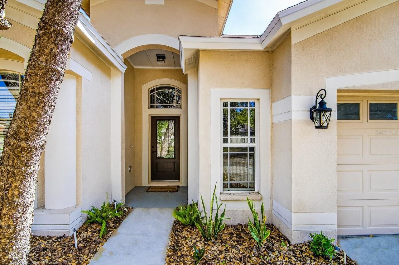 6002 Martinglade Pl - Photo 3 of 50