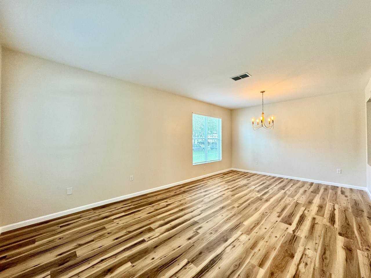 6002 Martinglade Pl - Photo 5 of 50