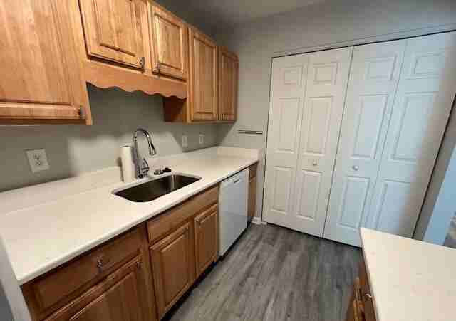 1200 Hillside Ave - Photo 5 of 29