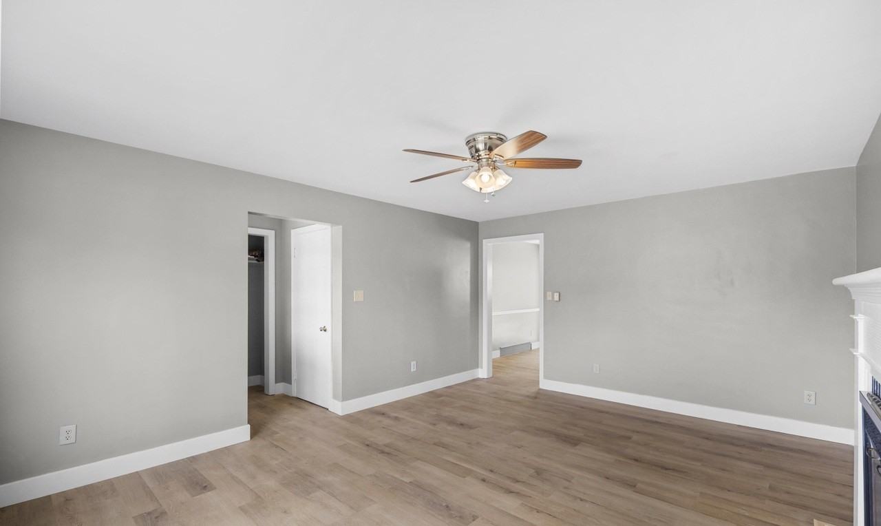 115 Arrow St S - Photo 7 of 26