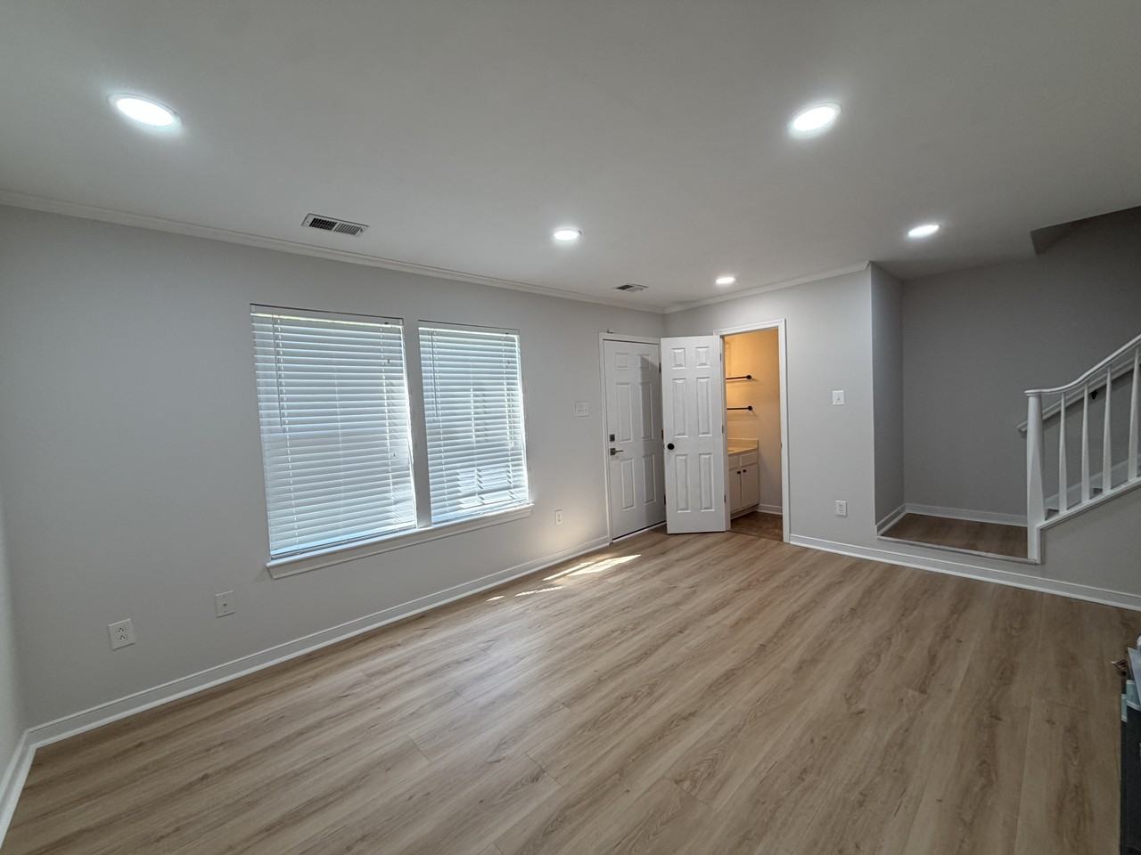 1838 Timberly Waye - Photo 3 of 25