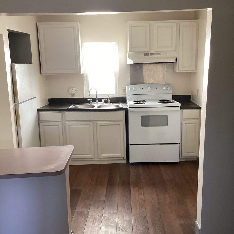 965 Lincoln Dr - Photo 6 of 44
