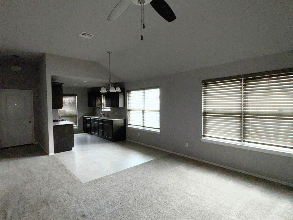 19904 Forsythe Dr - Photo 4 of 20