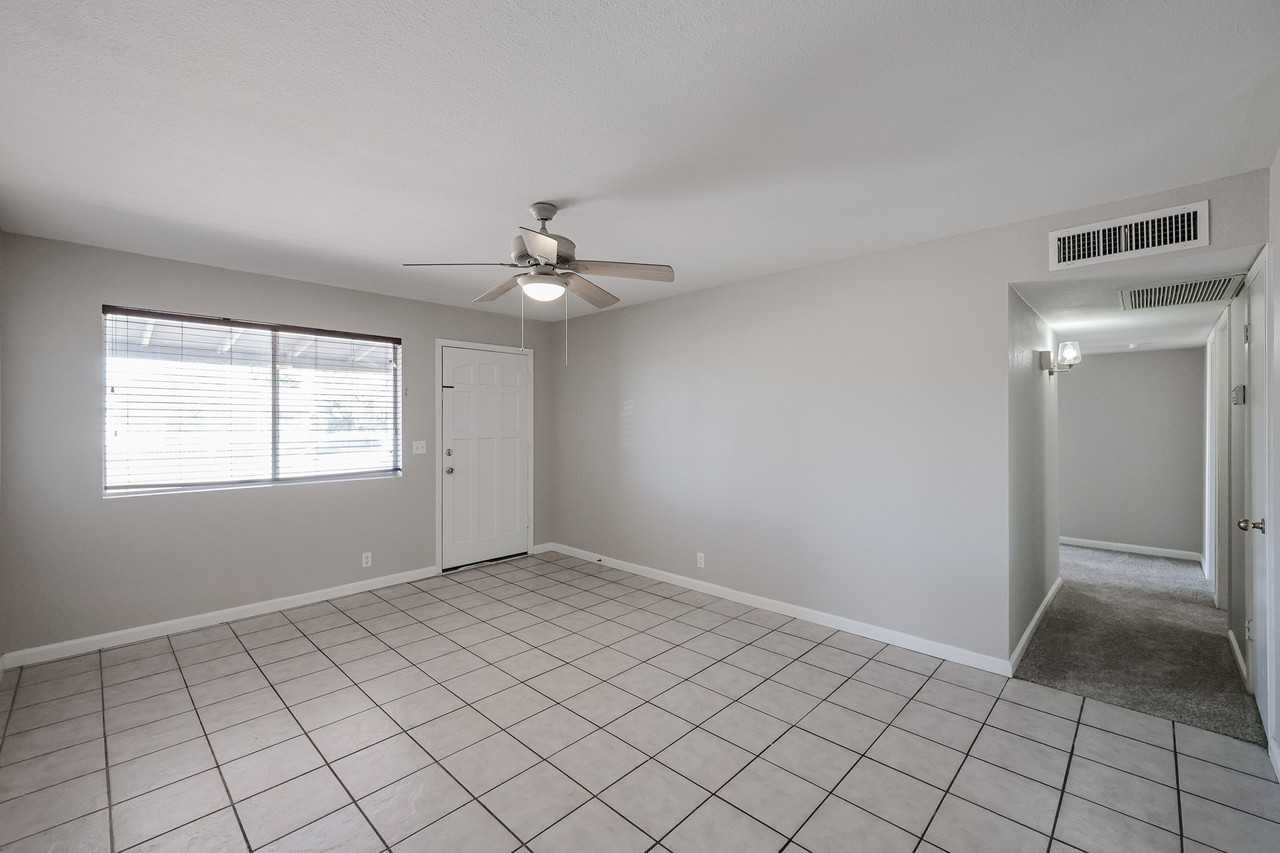 1137 W Emerald Ave - Photo 6 of 50