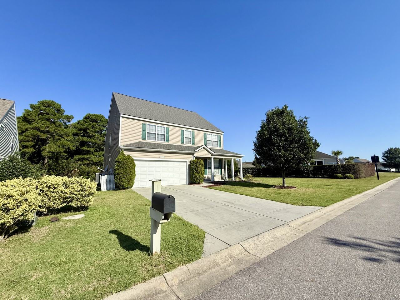 2394 Windmill Way - Photo 3 of 39