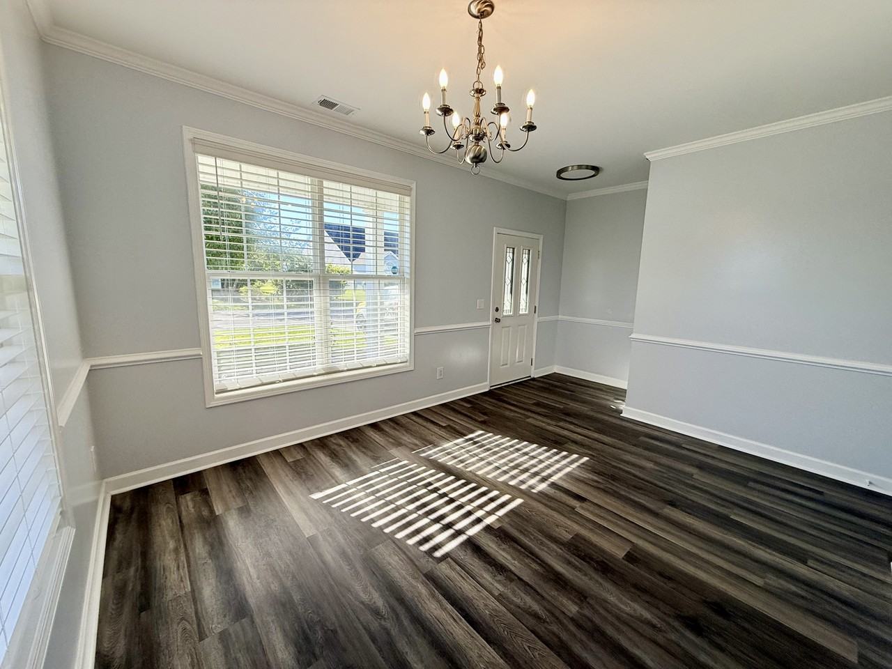 2394 Windmill Way - Photo 5 of 39