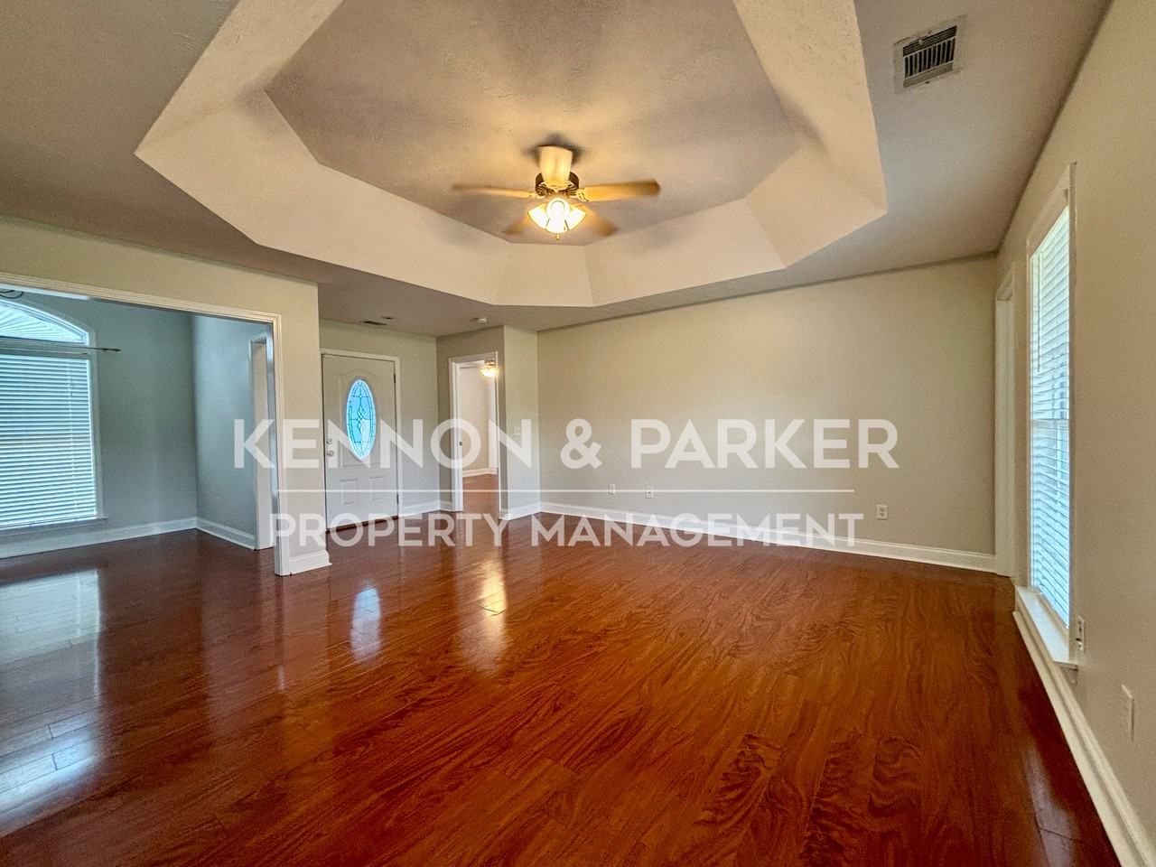 6 Ihagee Creek Ct - Photo 3 of 18
