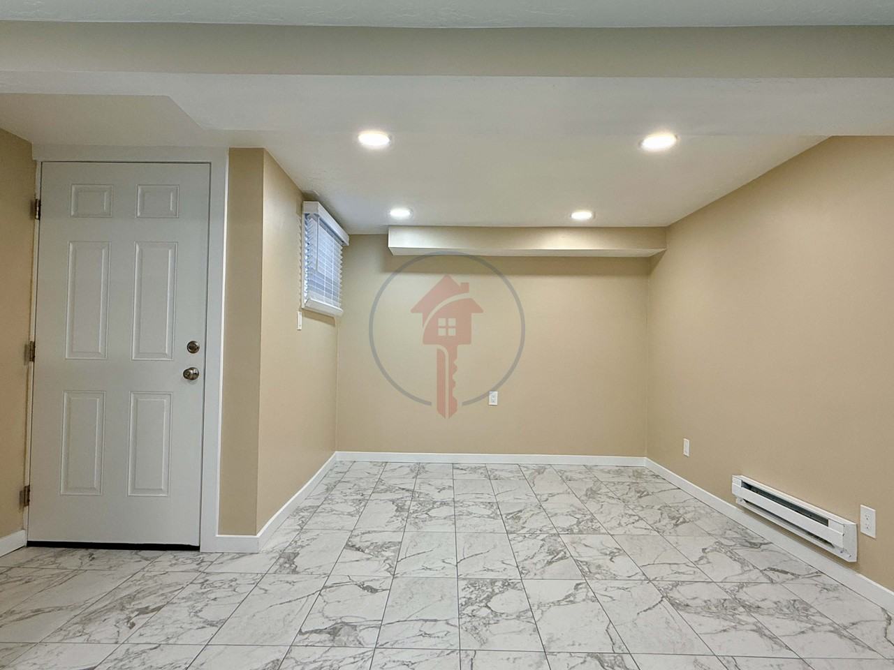 175 N 7Th St - Photo 5 of 9