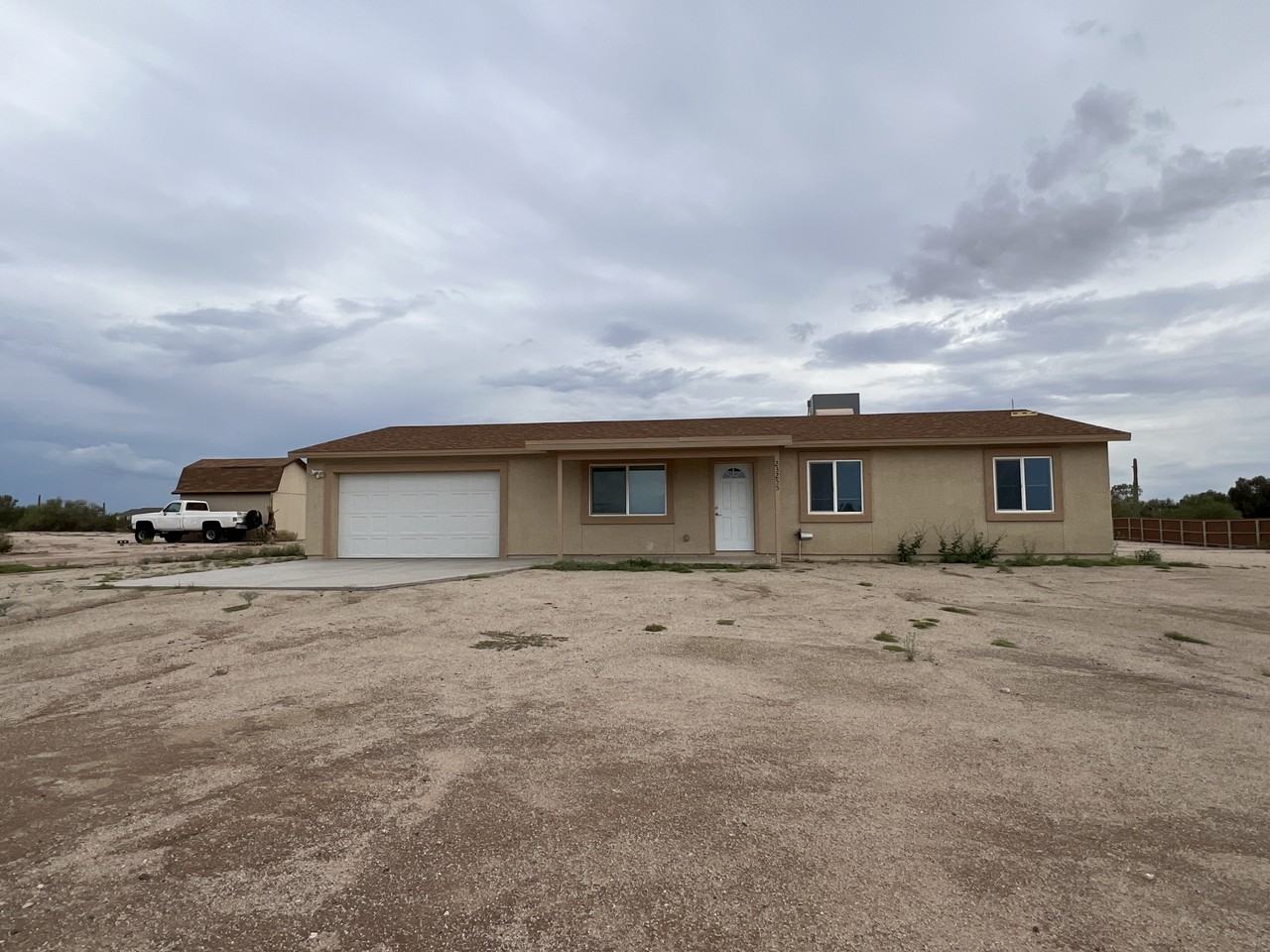23255 E Gavin Way - Photo 2 of 24