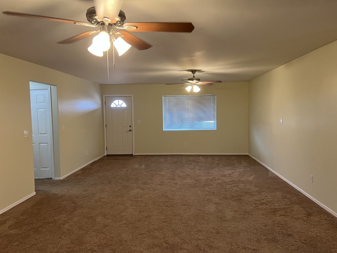 23255 E Gavin Way - Photo 7 of 24