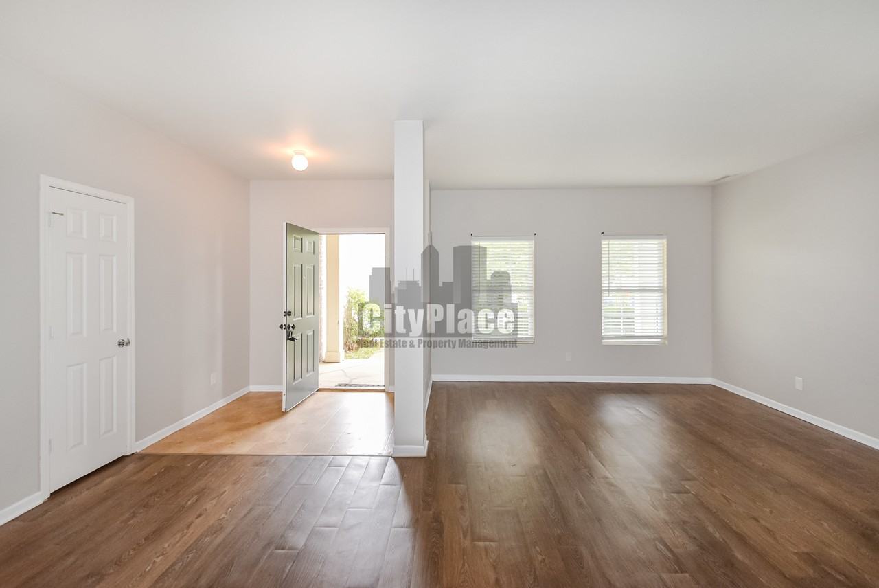 12409 Croquet Way - Photo 7 of 37