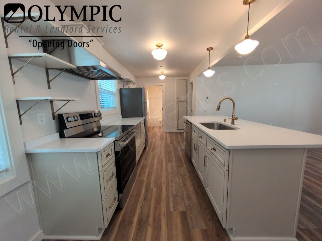 144 Foote St Nw - Photo 6 of 14