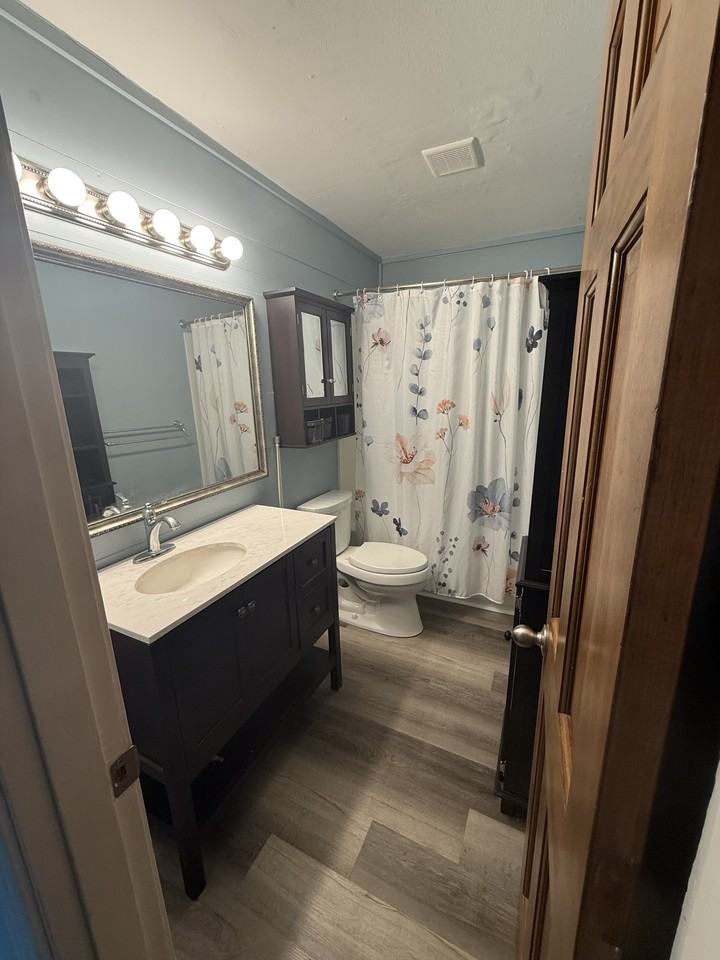 531 W Bullock St #NA - Photo 3 of 17