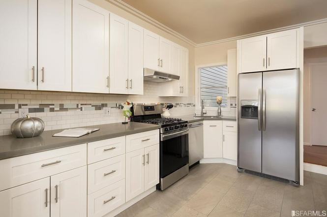 850 Wisconsin St #A - Photo 5 of 11