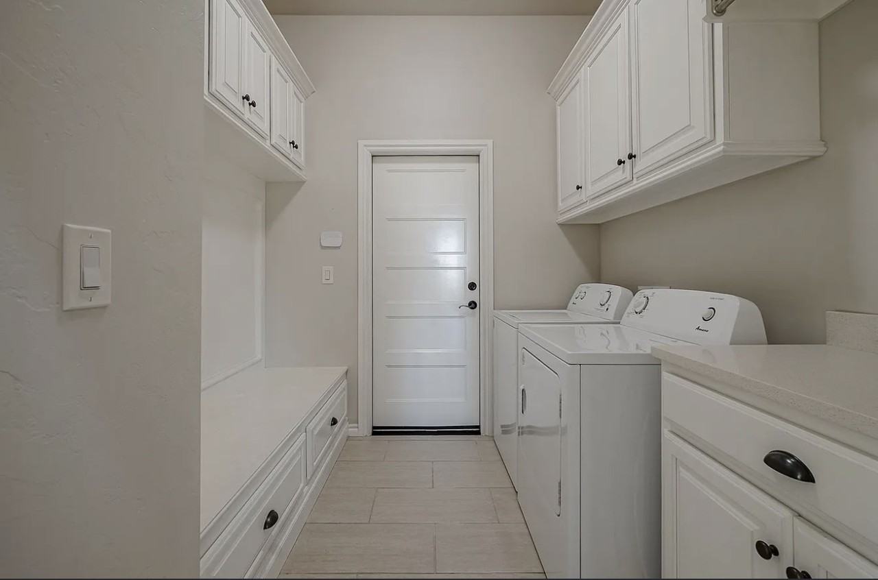 304 Swingman Ct #NA - Photo 7 of 8