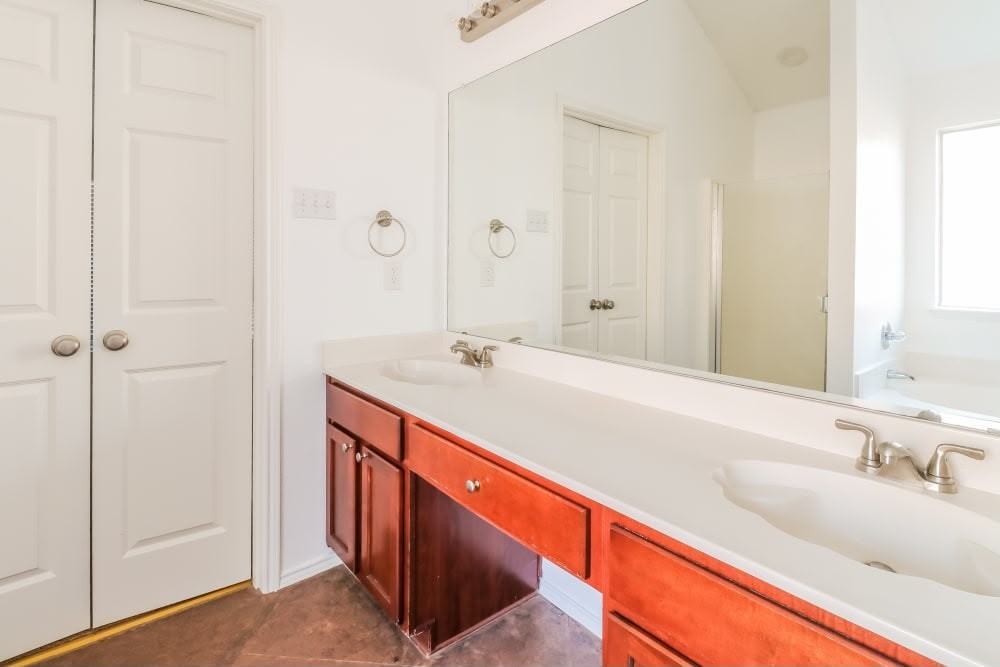 604 Ember Ln #NA - Photo 5 of 10