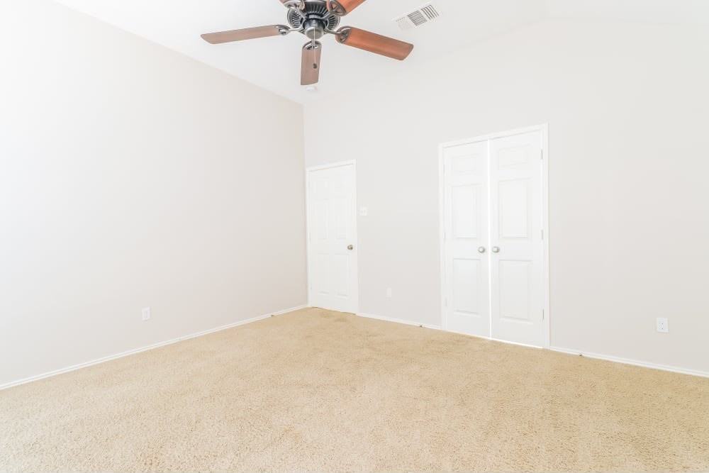604 Ember Ln #NA - Photo 7 of 10