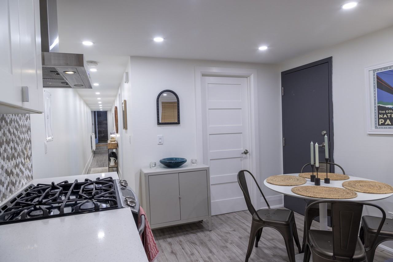 100 Springhurst Avenue - Photo 4 of 10