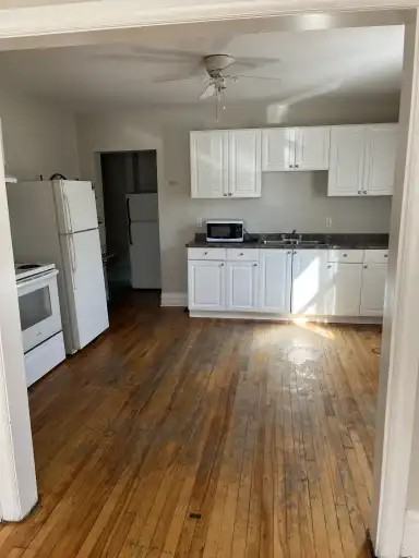 262 Edmund St - Photo 4 of 19