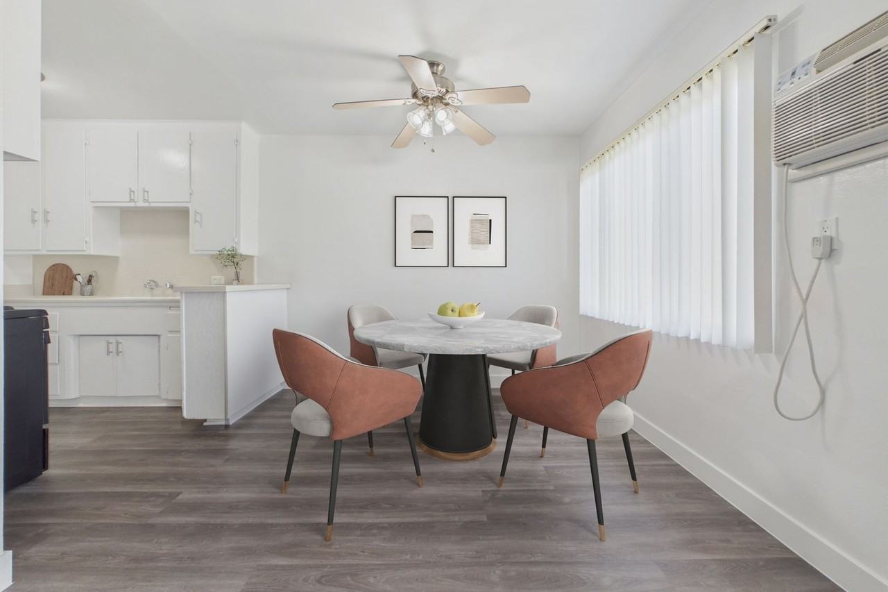 Hazeltine Apartments - Photo 4 of 20