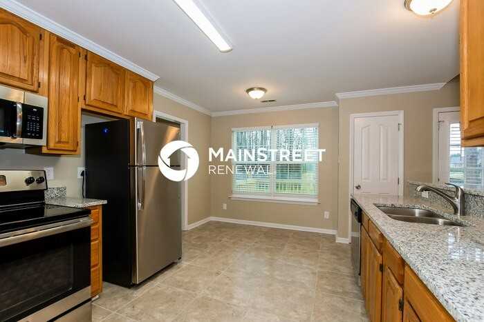3308 Brooktree Ln - Photo 4 of 15