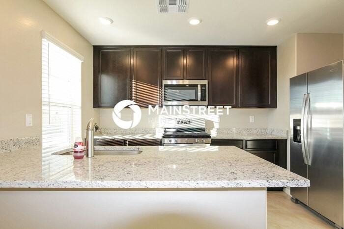3939 3939 South 82nd Drive - Photo 5 of 16