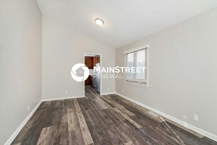 8515 Bronzewing Ct - Photo 5 of 17