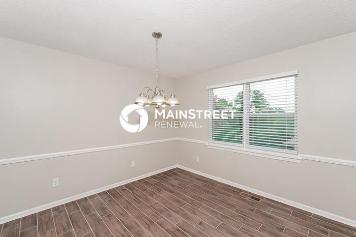 5200 Willow Ridge Dr - Photo 5 of 17