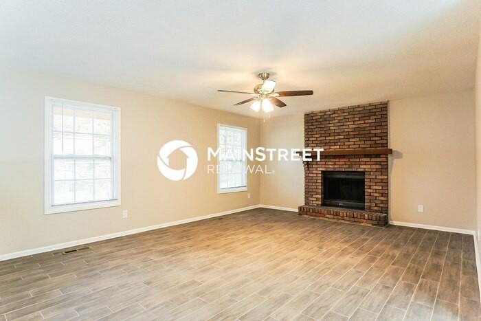 104 Oak Forest Dr - Photo 5 of 18