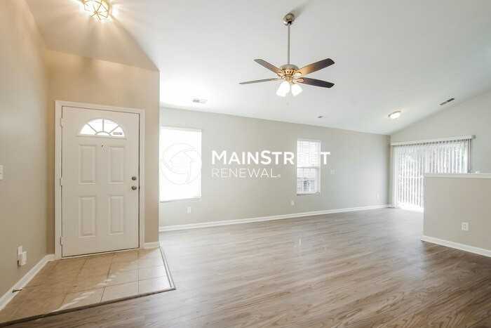6246 Green Vista Ct - Photo 6 of 16