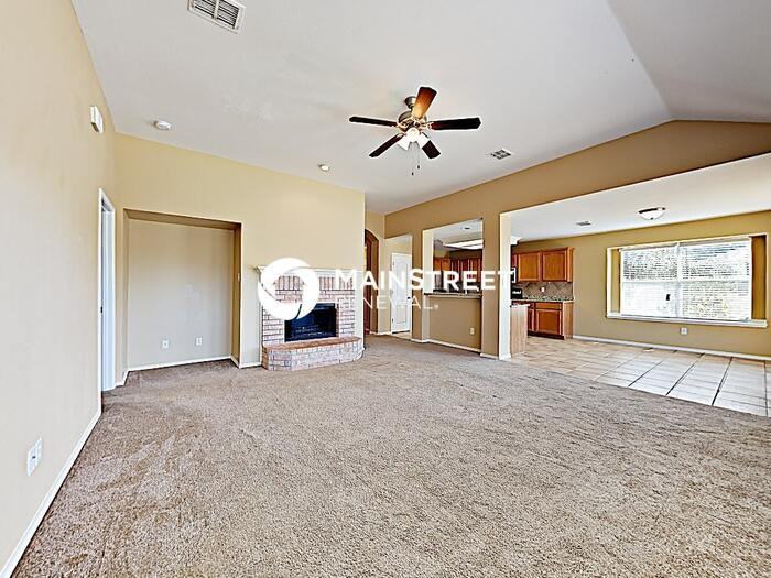 1400 Gatlinburg Cir - Photo 5 of 20