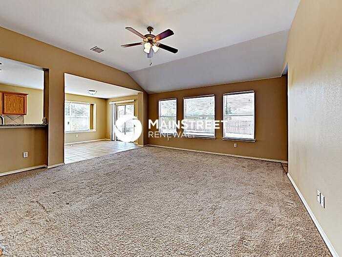 1400 Gatlinburg Cir - Photo 6 of 20