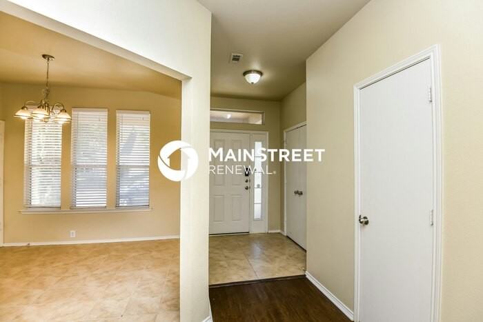 10608 Astor Dr - Photo 6 of 17