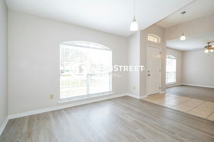 10304 Wood Dove Way - Photo 5 of 16