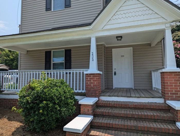 233 Mcgill Ave Nw #1 - Photo 2 of 26