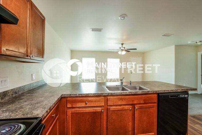 3059 Nw 3rd Pl - Photo 7 of 16